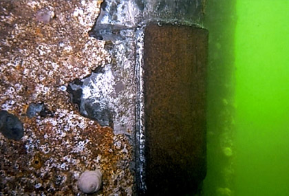 Underwater wet welding